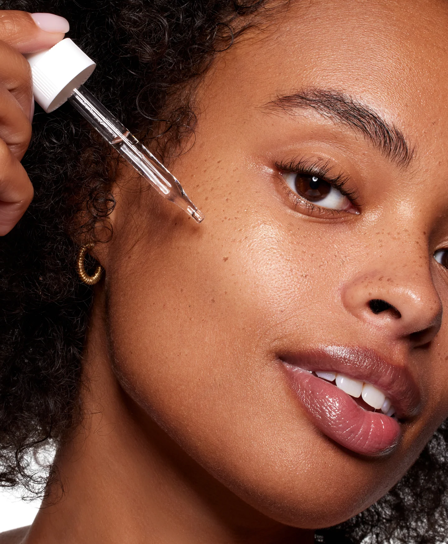 Vitamin C + Peptides + Hyaluronic Acid Serum - Image 8